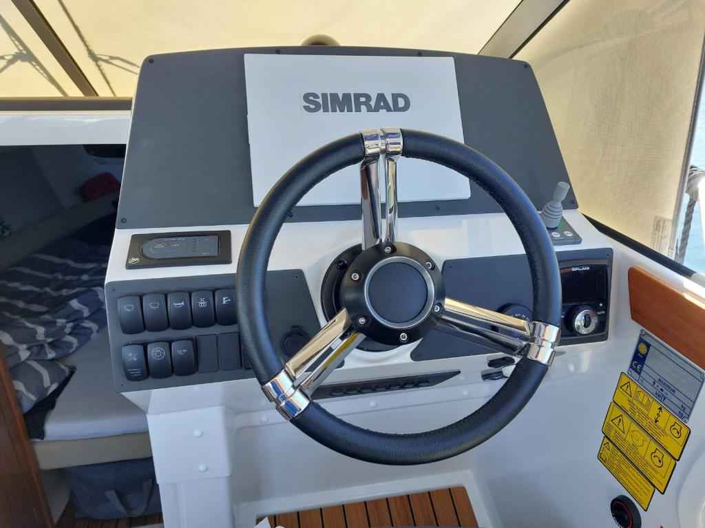 Motorboot Aquador 25 HT