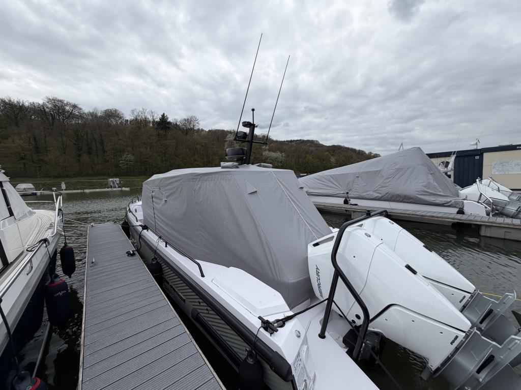 Motorboot Axopar 37 XC Cross Cabin