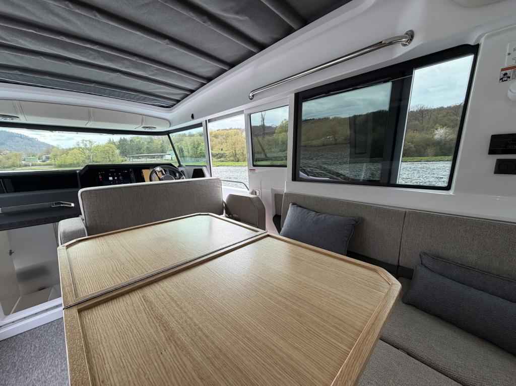 Motorboot Axopar 37 XC Cross Cabin