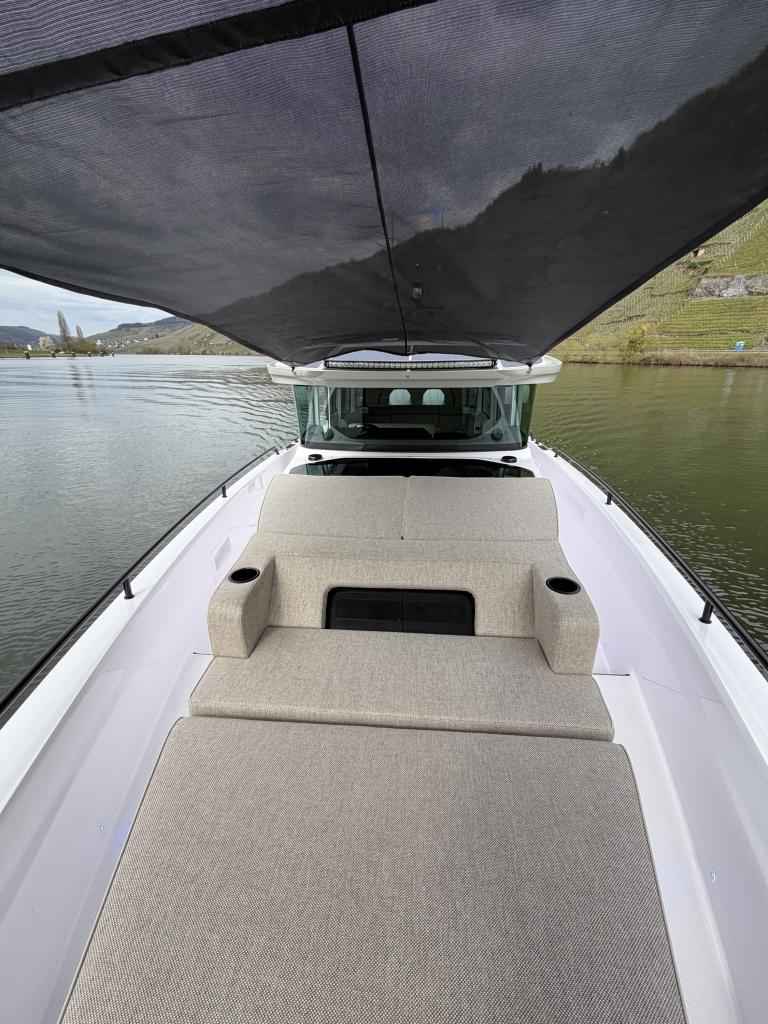 Motorboot Axopar 37 XC Cross Cabin