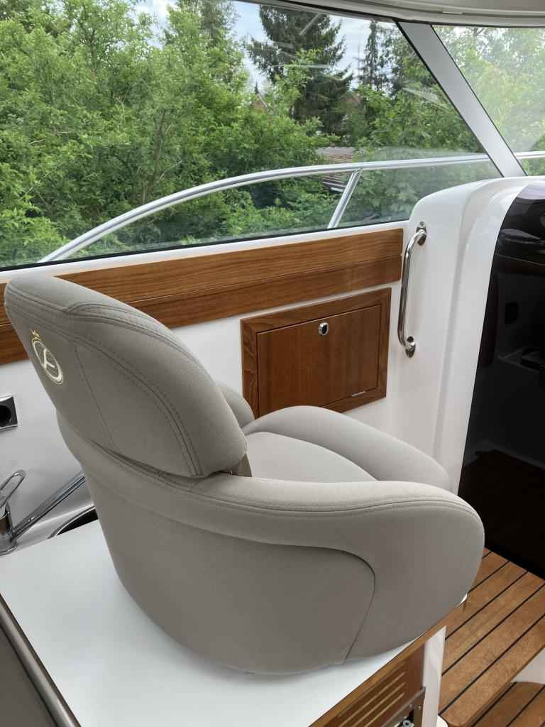 Motorboot Aquador 24 HT