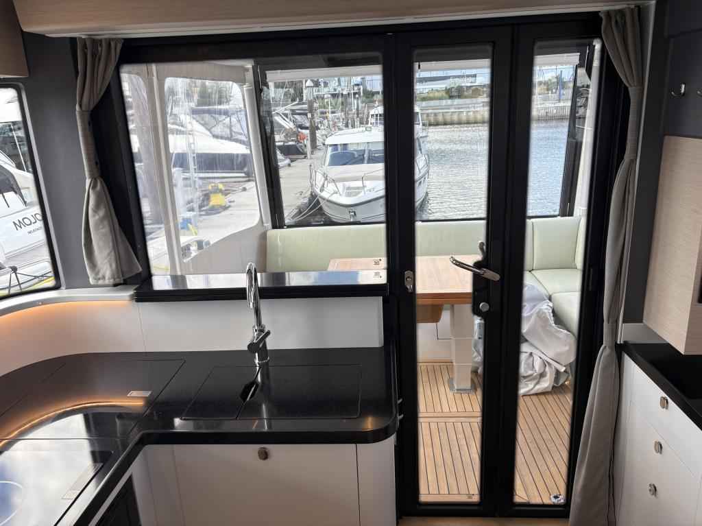 Motorboot Nimbus 495 Flybridge