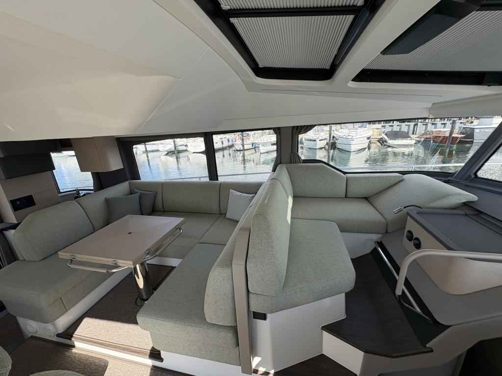 Motorboot Nimbus 495 Flybridge