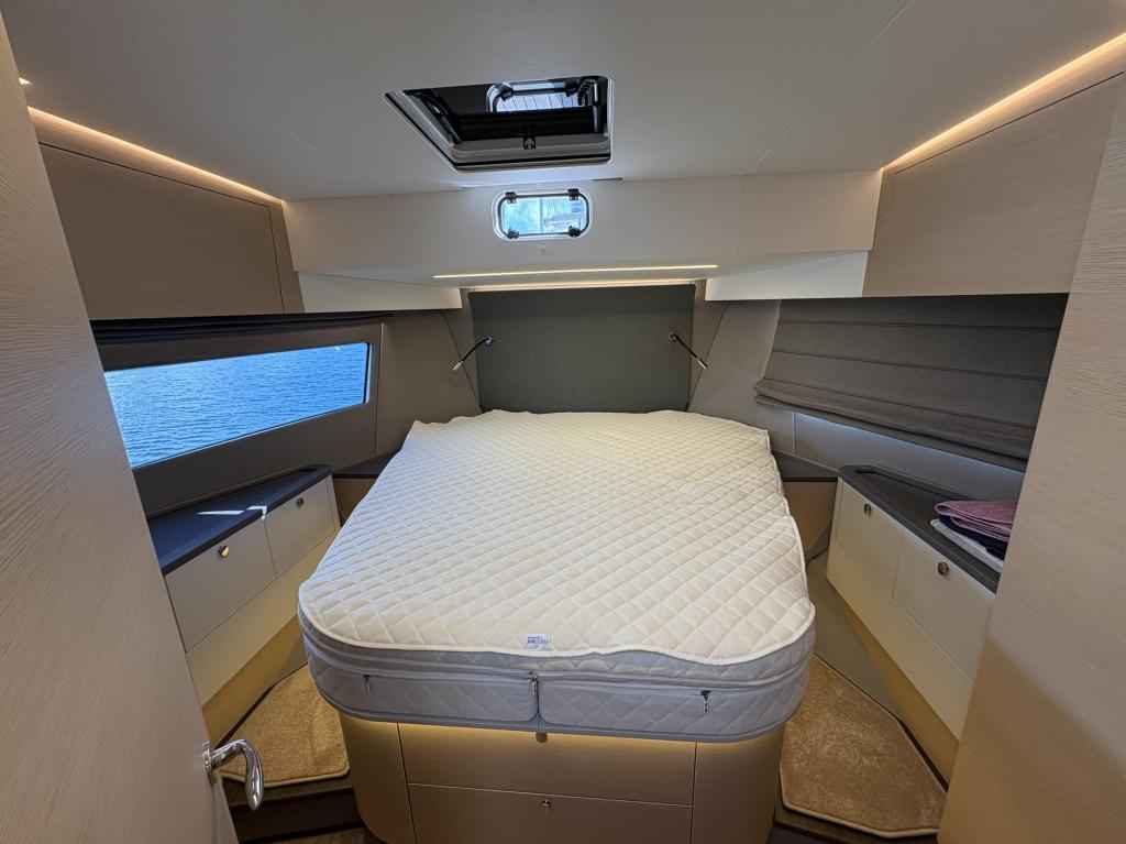 Motorboot Nimbus 495 Flybridge