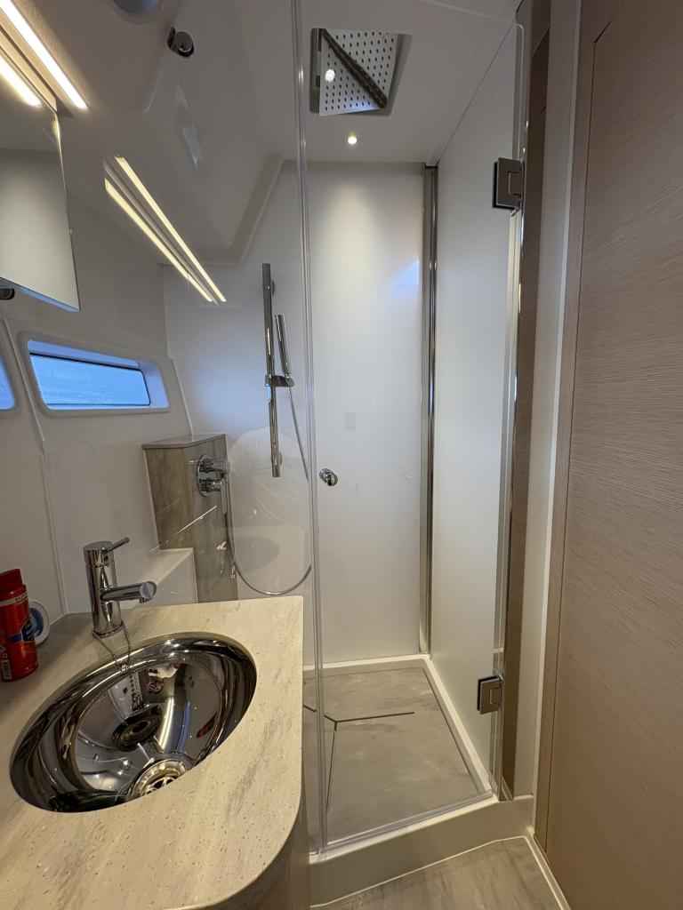 Motorboot Nimbus 495 Flybridge