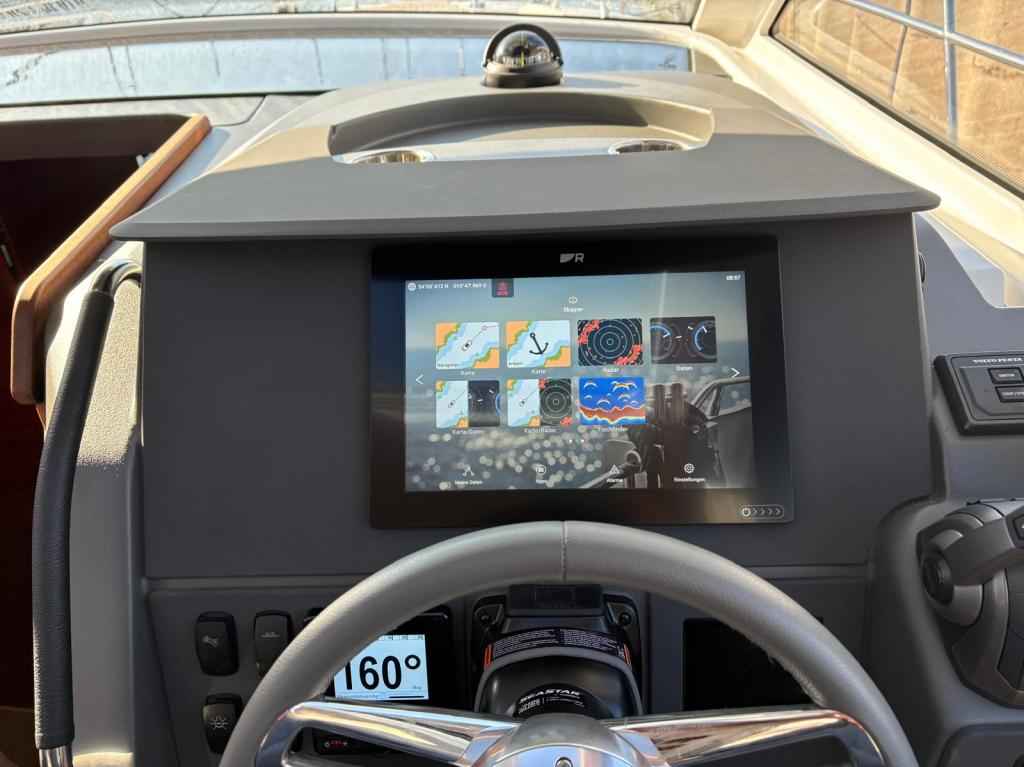 Motorboot Nimbus 305 Coupe
