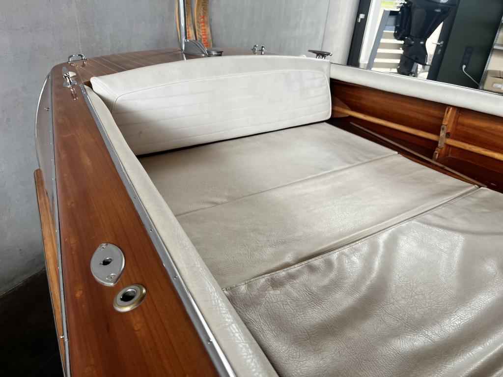 Motorboot Riva Florida mit Bodenseezulassung