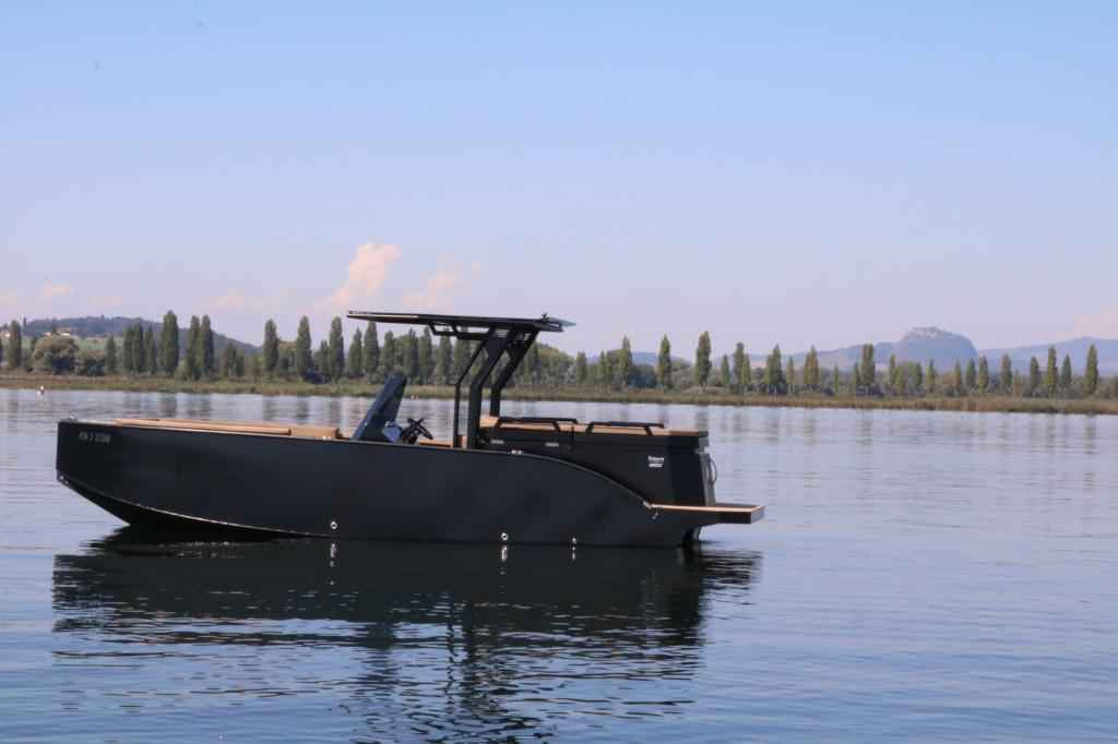 Motorboot Futuro ZX 25 Innenborder mit Bodenseezulassung