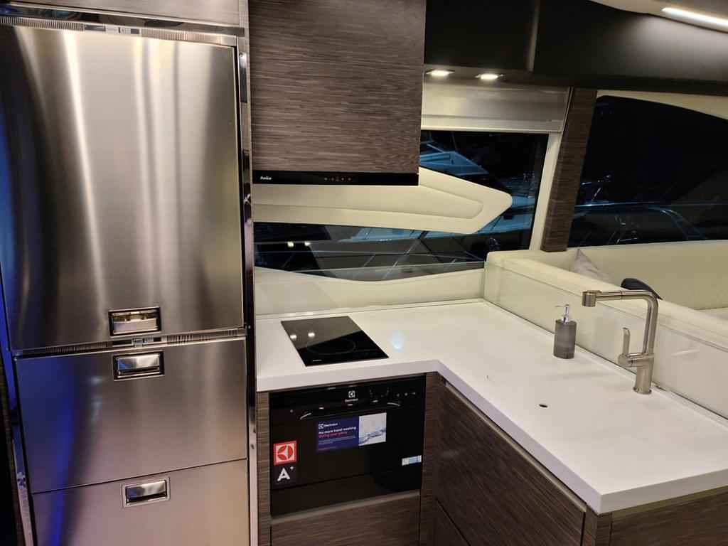Motorboot Cobrey 52 HT mit Bodenseezulassung