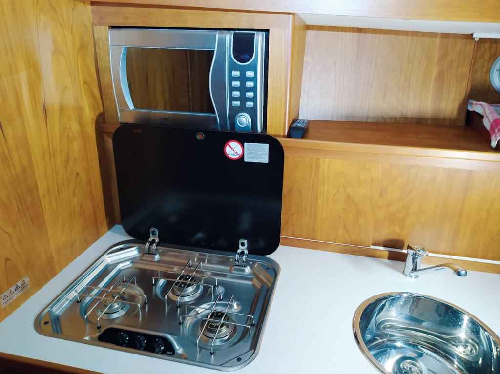 Motorboot Visscher Concordia 105 A mit Bodenseezulassung