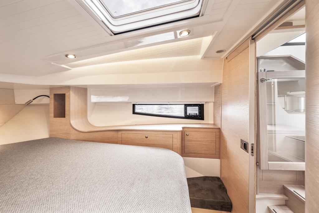 Motorboot Viknes S35 Fly