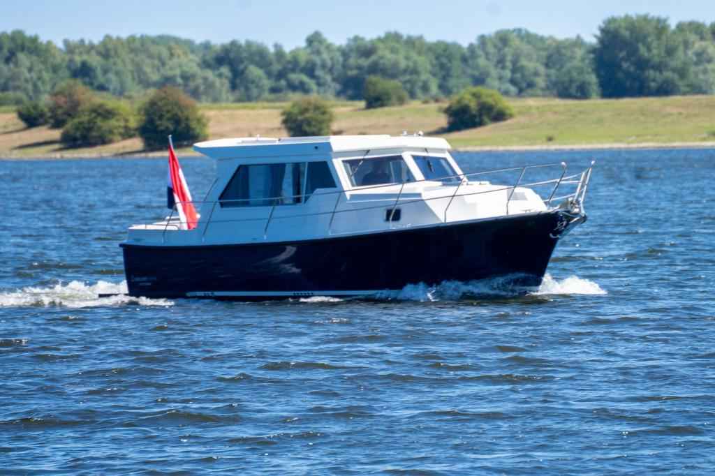 Motorboot Excellent 1000 Touring