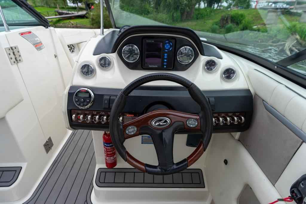 Motorboot Sea Ray 270 slx