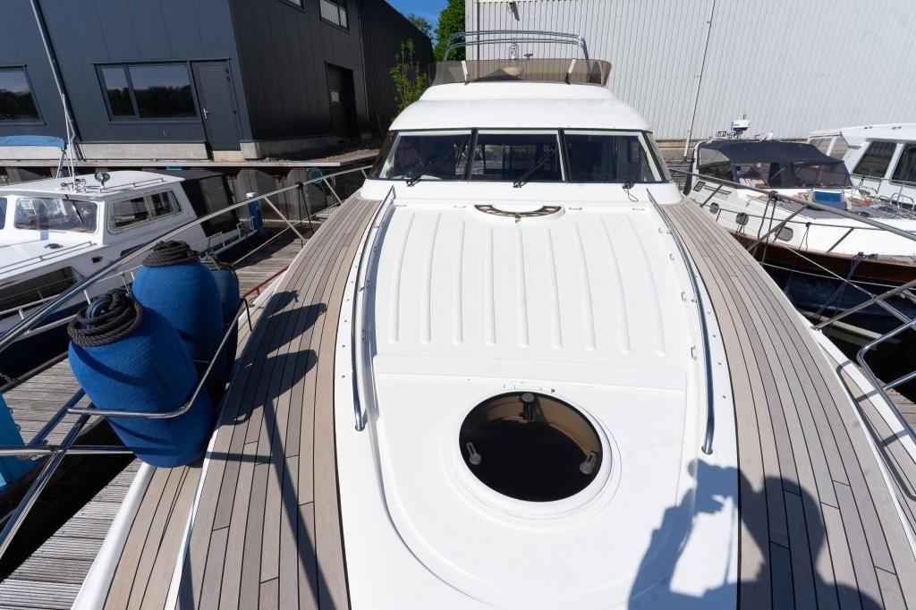 Motorboot Fairline 55 Squadron