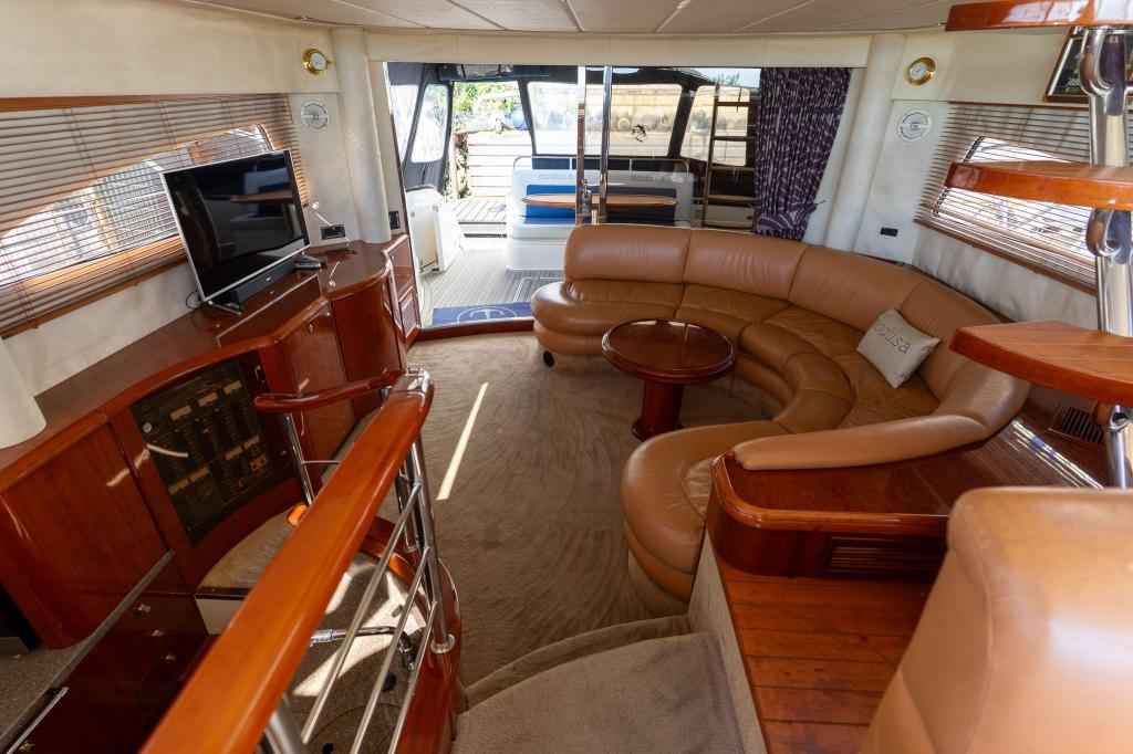 Motorboot Fairline 55 Squadron