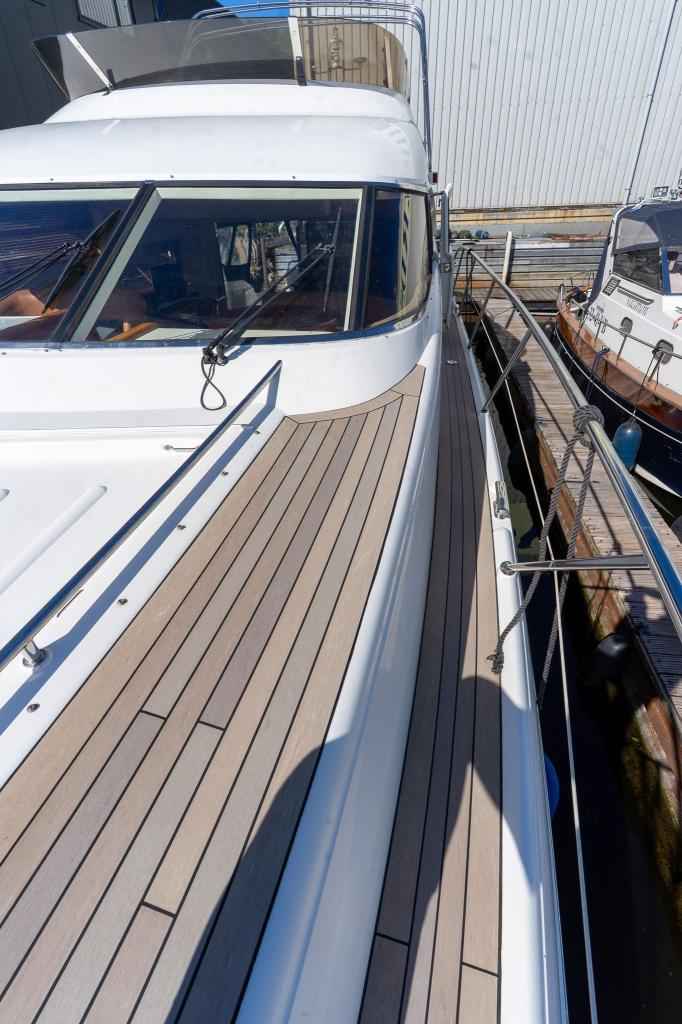 Motorboot Fairline 55 Squadron