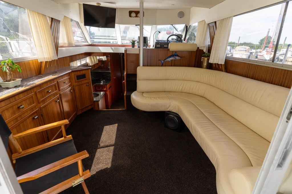 Motorboot Princess 385