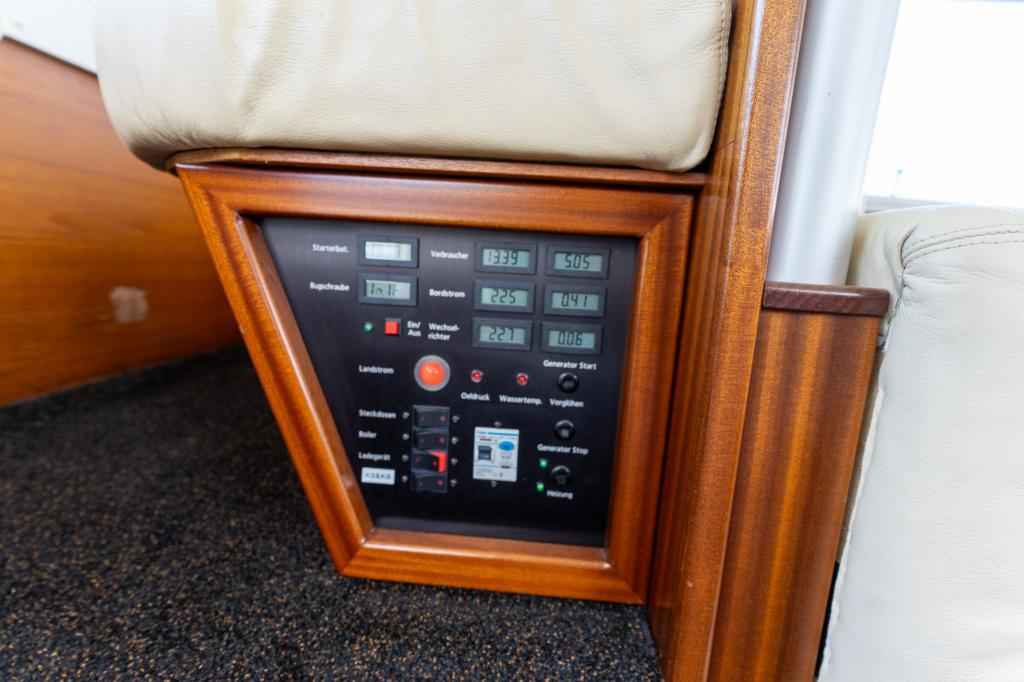 Motorboot Princess 385