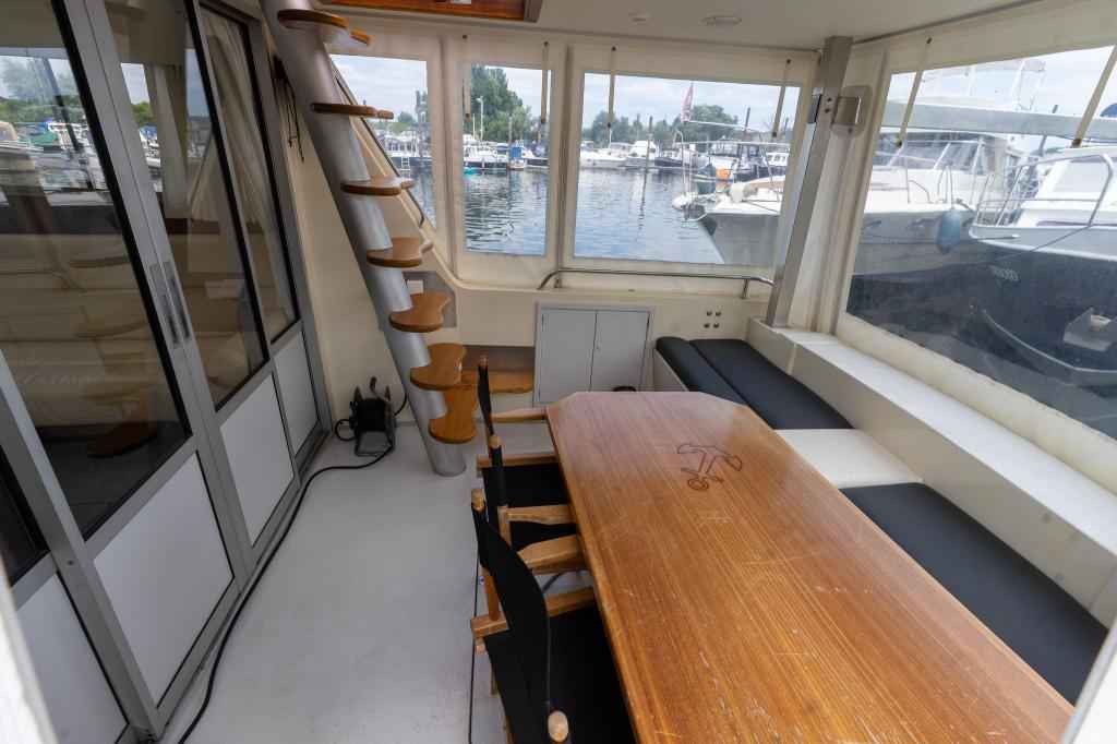 Motorboot Princess 385