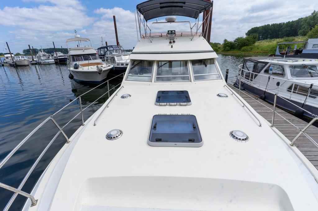 Motorboot Princess 385