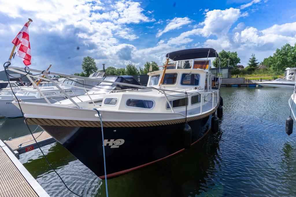 Motorboot Tak Kruiser 900