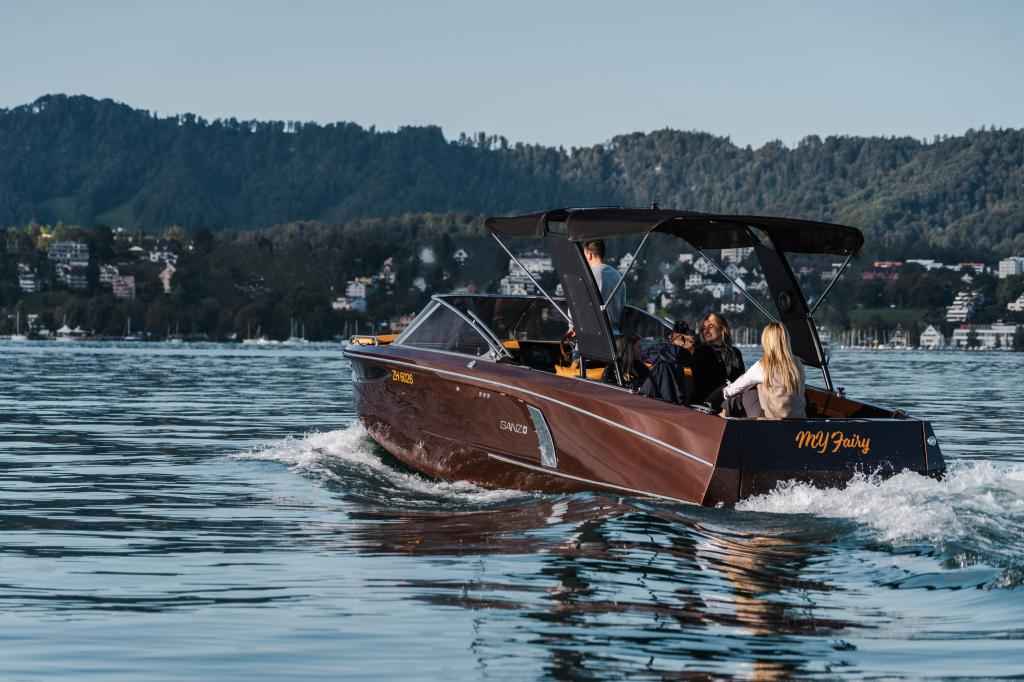 Motorboot Ganz Boats Ovation 7.6 Cabin WSS