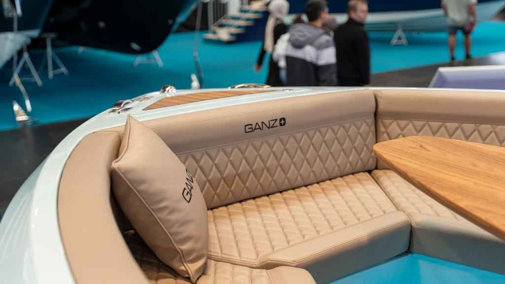 Motorboot Ganz Boats Ovation 7X Open