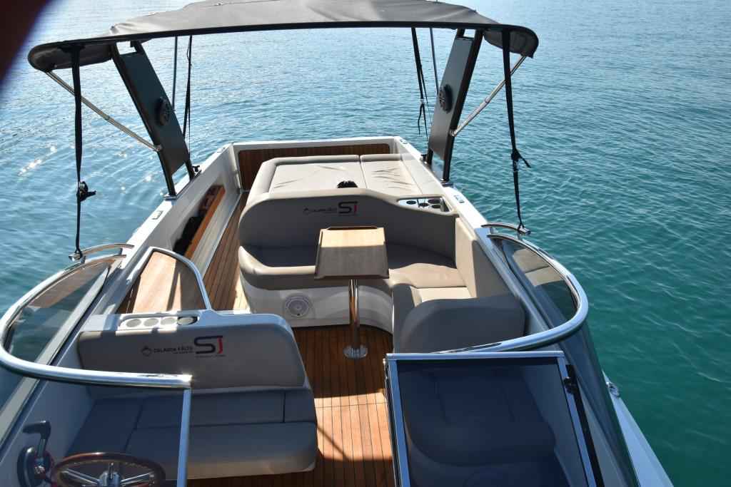 Motorboot Ganz Boats Ovation 7.6 Cabin