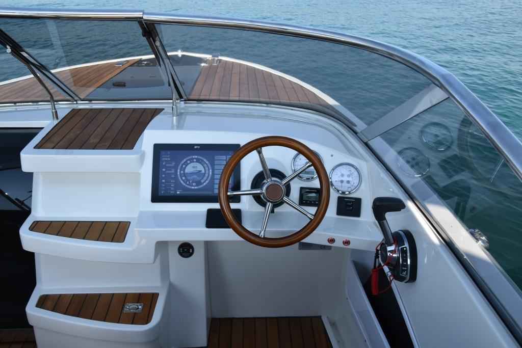 Motorboot Ganz Boats Ovation 7.6 Cabin