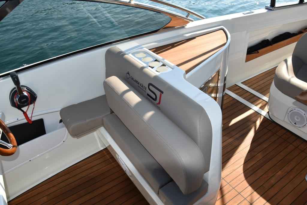Motorboot Ganz Boats Ovation 7.6 Cabin