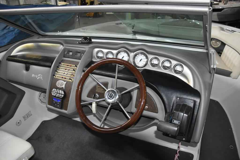 Motorboot Cobalt 24SX