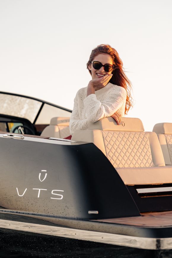 Motorboot VTS Flying Shark 7.7