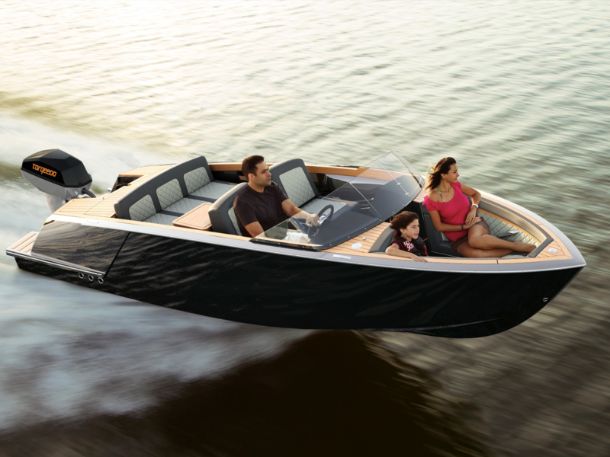 Motorboot VTS Flying Shark 7.7