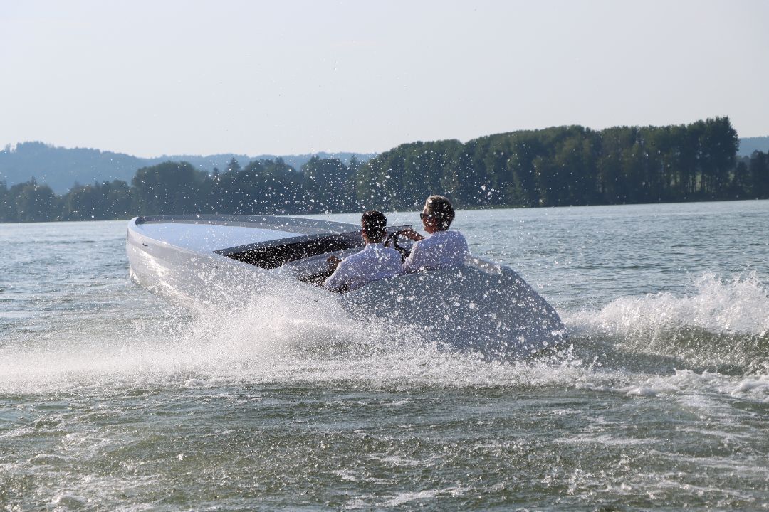 Motorboot Purevolt EB EINS