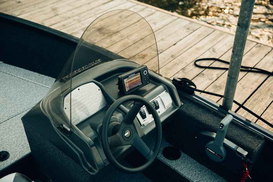 Motorboot Raubfischzentrum - Frederic Frey Escape 145 CS