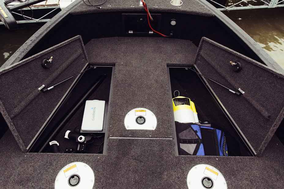 Motorboot Raubfischzentrum - Frederic Frey Competitor 205