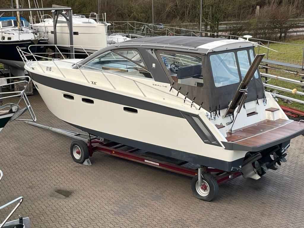 Motorboot Sealine SC35