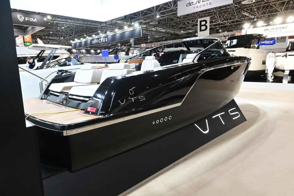 Motorboot VTS Boats Flying Shark 7.7 Classic