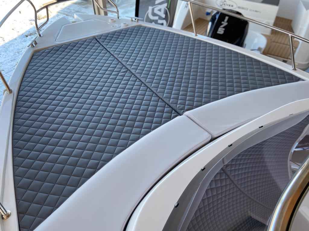 Motorboot Saver 750 W.A. mit Mercury F 200 V6