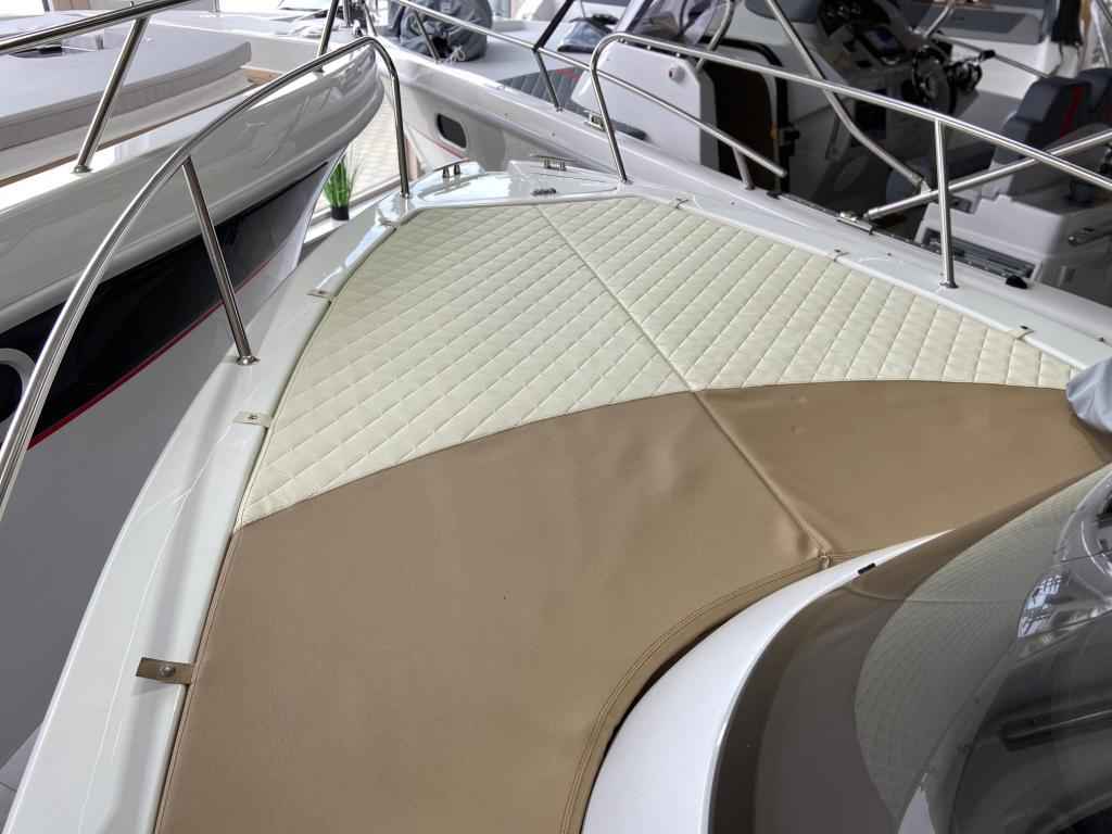 Motorboot Saver 660 WA mit Mercury F100EXLPT CT