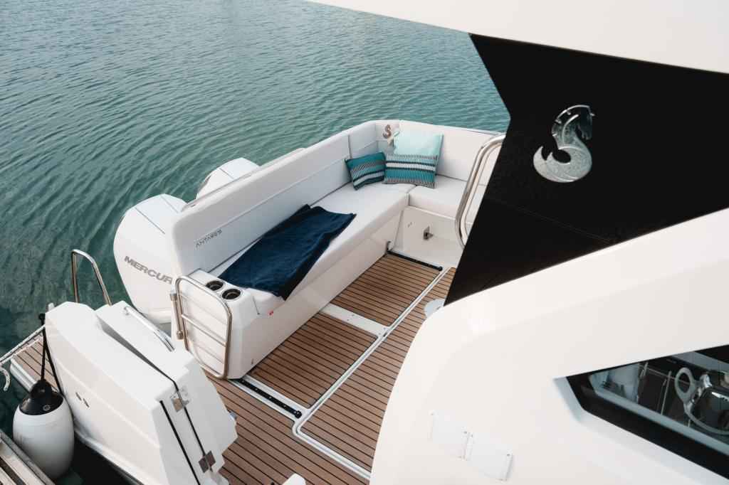 Motorboot Beneteau Antares 9 V2 New Modell !!!
