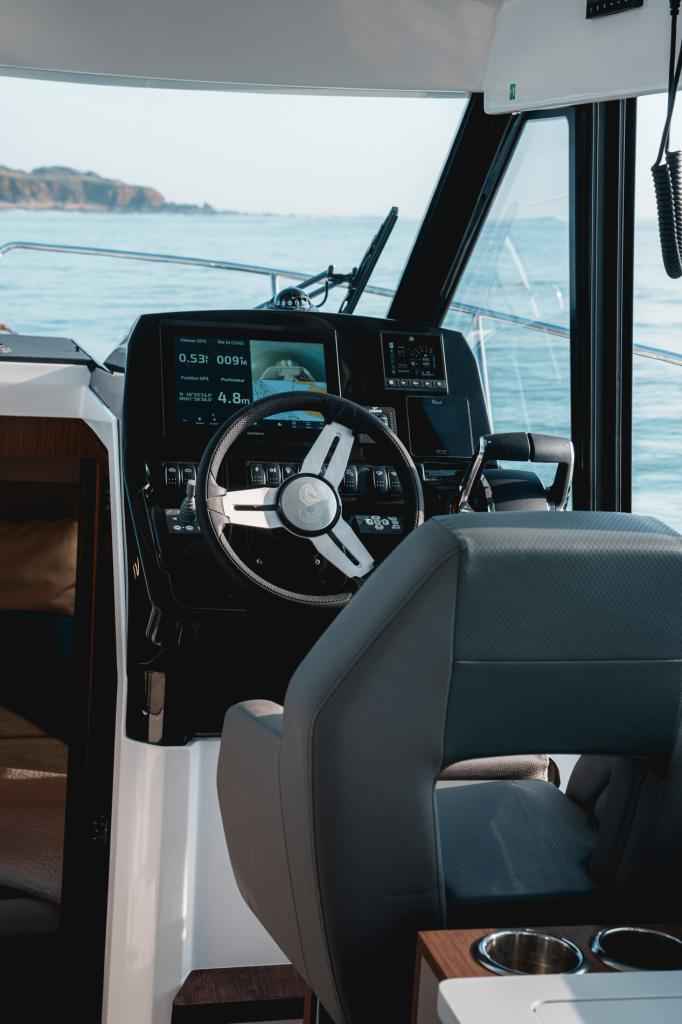 Motorboot Beneteau Antares 9 V2 sofort Verfügbar