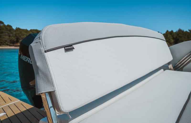 Motorboot Quicksilver Activ 675 Cruiser & Trailer (im Vorlauf)