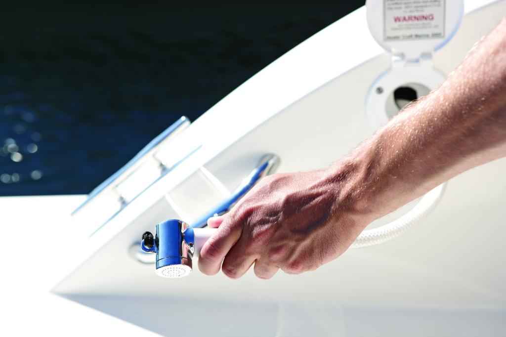Motorboot Quicksilver Activ 605 Sundeck (auf Lager) *SUMMER SALE*