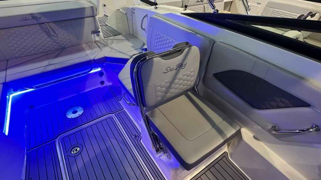 Motorboot Sea Ray Sunsport (SSE) 230 (Lagerboot) *HOT SUMMER SALE*