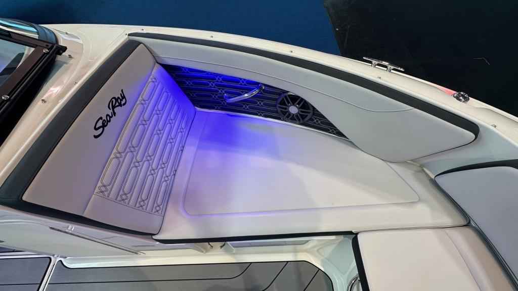 Motorboot Sea Ray SPXE 190 (Lagerboot) *HOT SUMMER SALE*