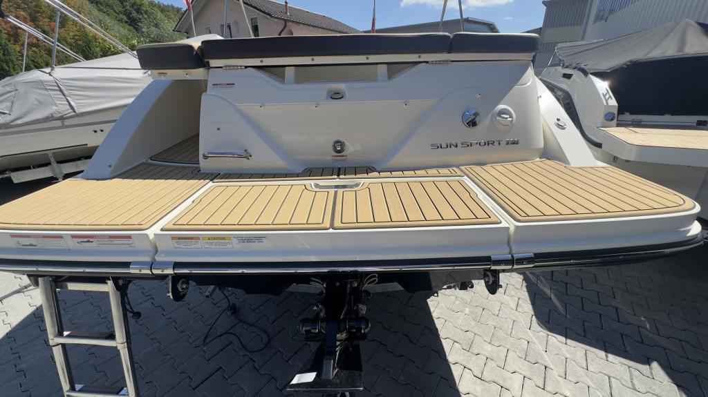 Motorboot Sea Ray Sunsport (SSE) 230 & Trailer (1. Hand)