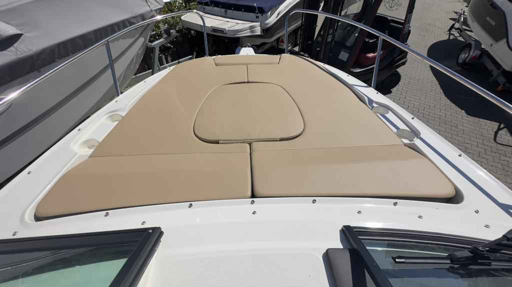 Motorboot Sea Ray Sunsport (SSE) 230 & Trailer (1. Hand)