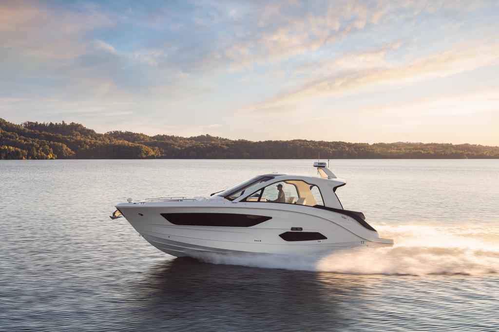 Motorboot Sea Ray Sundancer (DA) 370