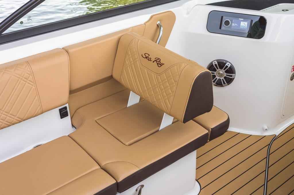 Motorboot Sea Ray SDX230E & Trailer mit LIEGEPLATZ (NEU auf Bestellung)